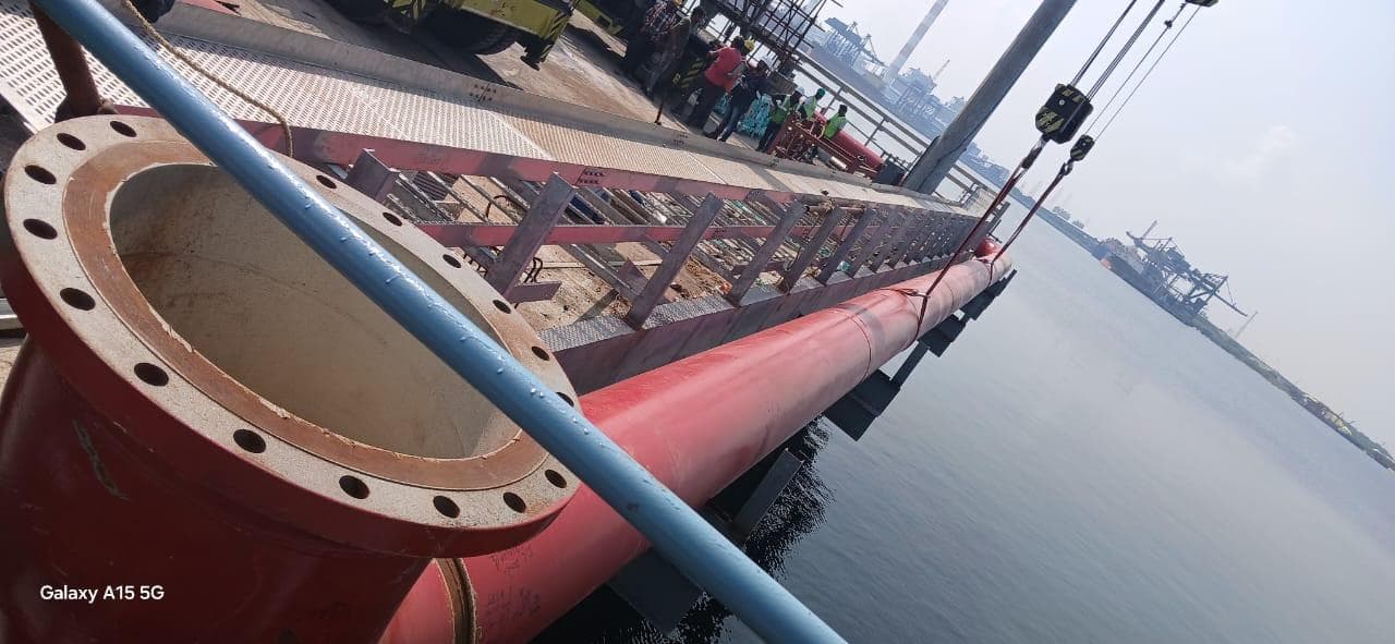 Jetty fire line